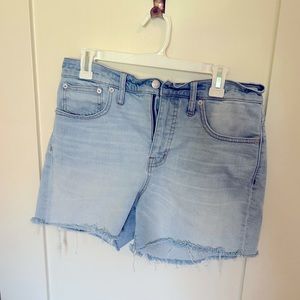 Madewell hi-rise shorts size 29.